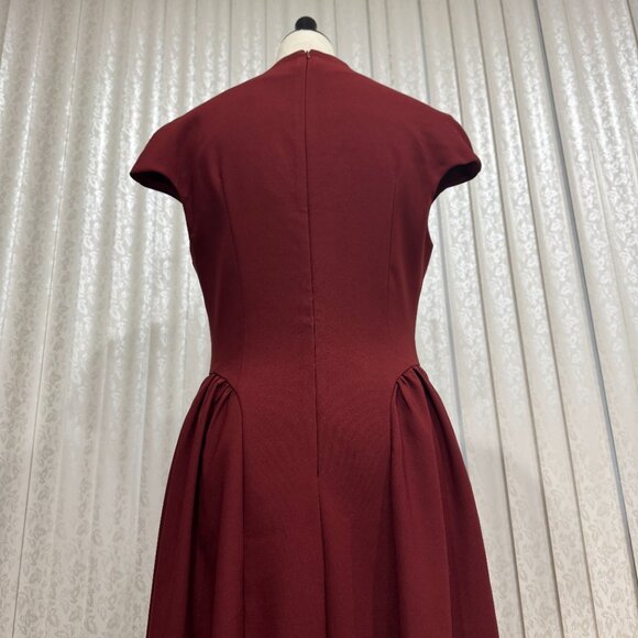 Commense Cap Sleeved Keyhole Neckline Flared Burgundy Midi Dress NWT, Size M - Picture 11 of 16